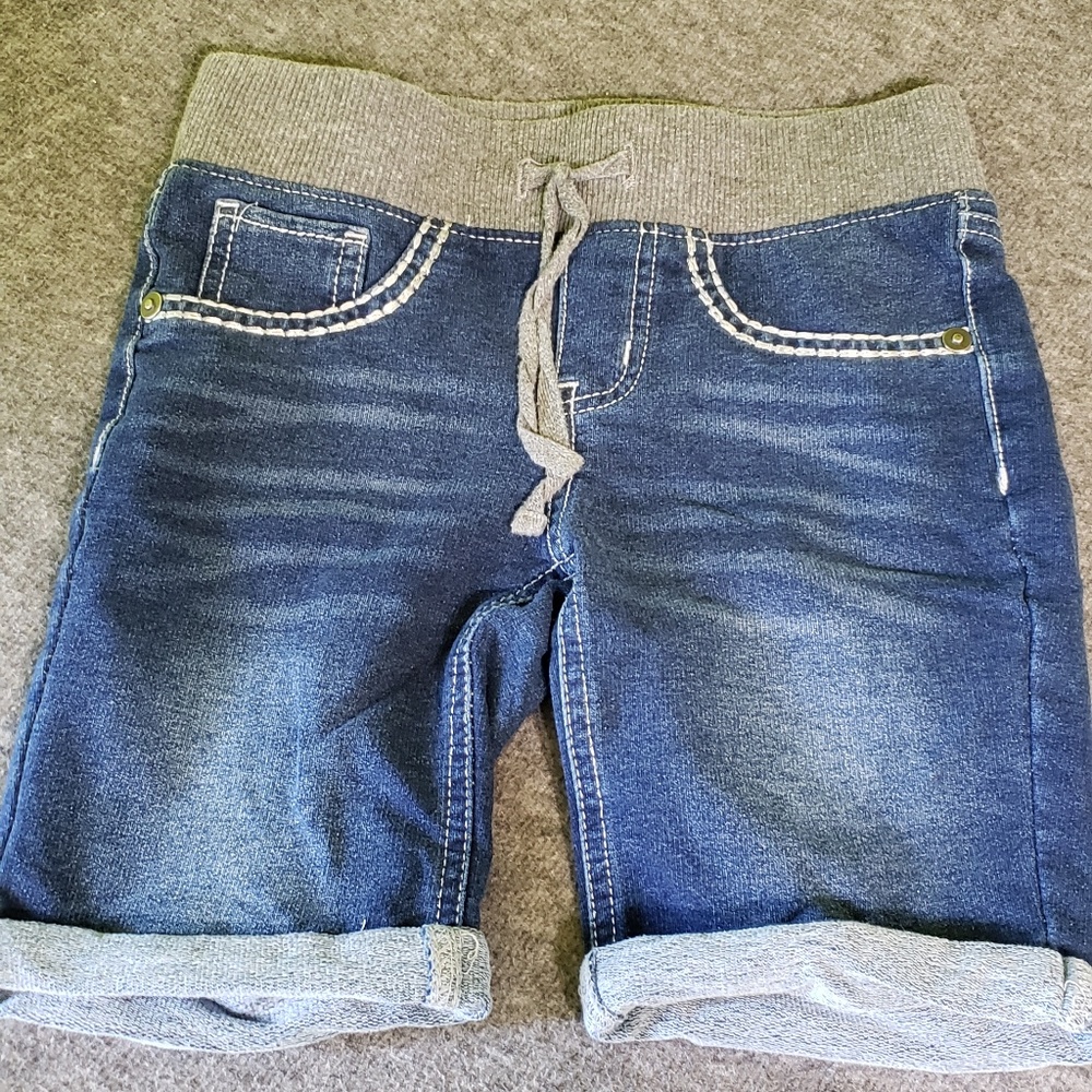 💥4/$20💥stretch denim shorts Sz 7